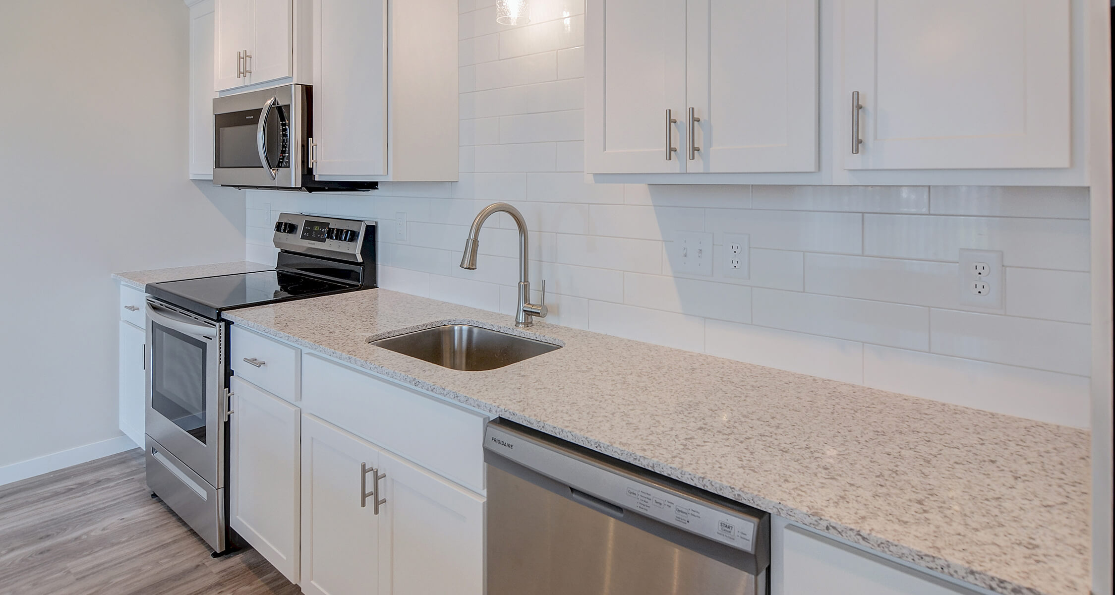 The Crossings swimming pool area